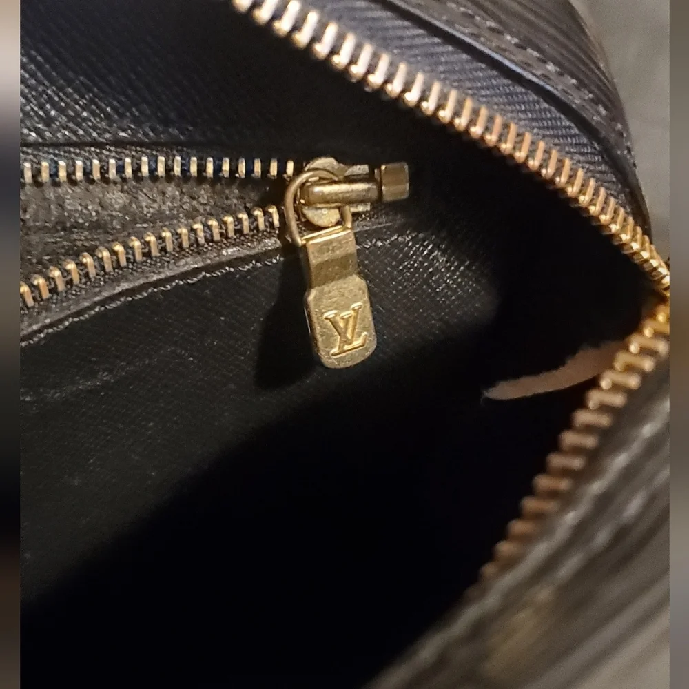 Louis Vuitton Jeune Fille Medium Black Epi Leather Crossbody Bag